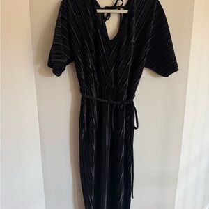 River Island Black Velvet Dress - Size 10